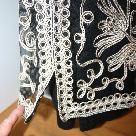 Jin Xiu Black and Gold Soutache Ribbon Embroidered Lace Vest R-498 - Picture 8 of 10